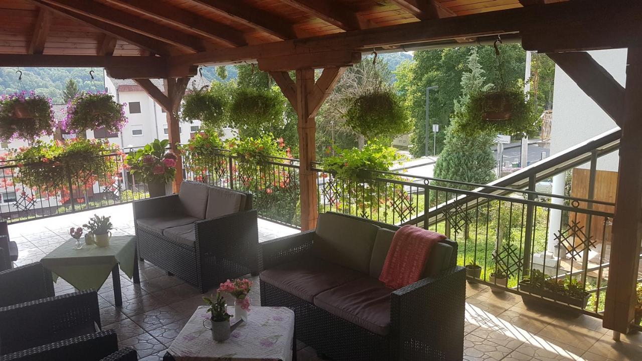 Apartmani Ksenija Krapinske Toplice Exterior photo
