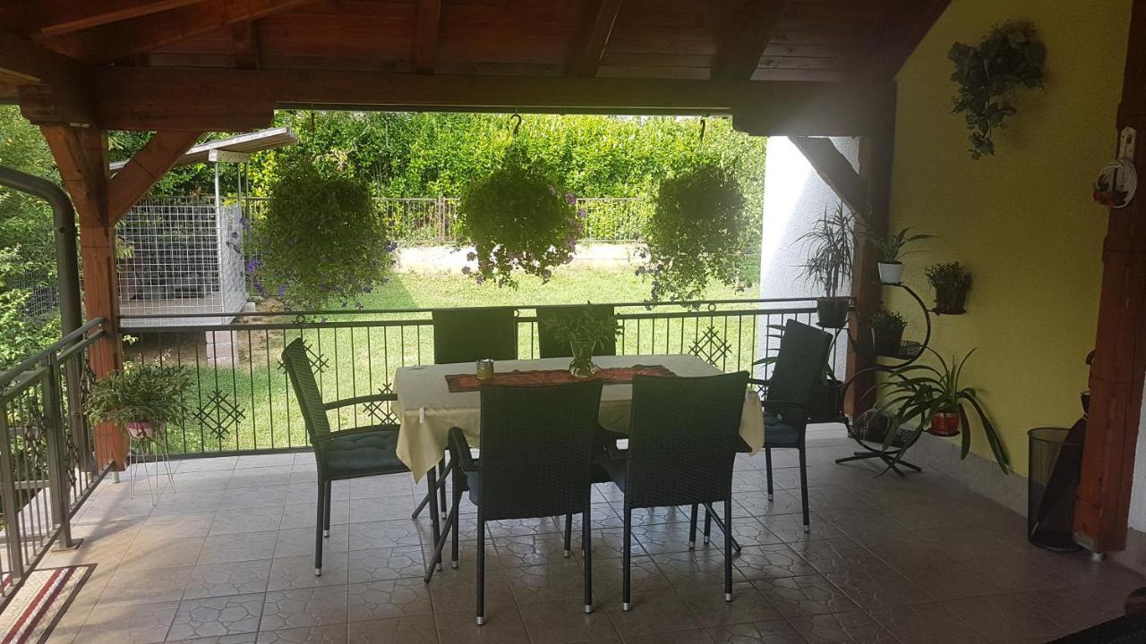 Apartmani Ksenija Krapinske Toplice Exterior photo