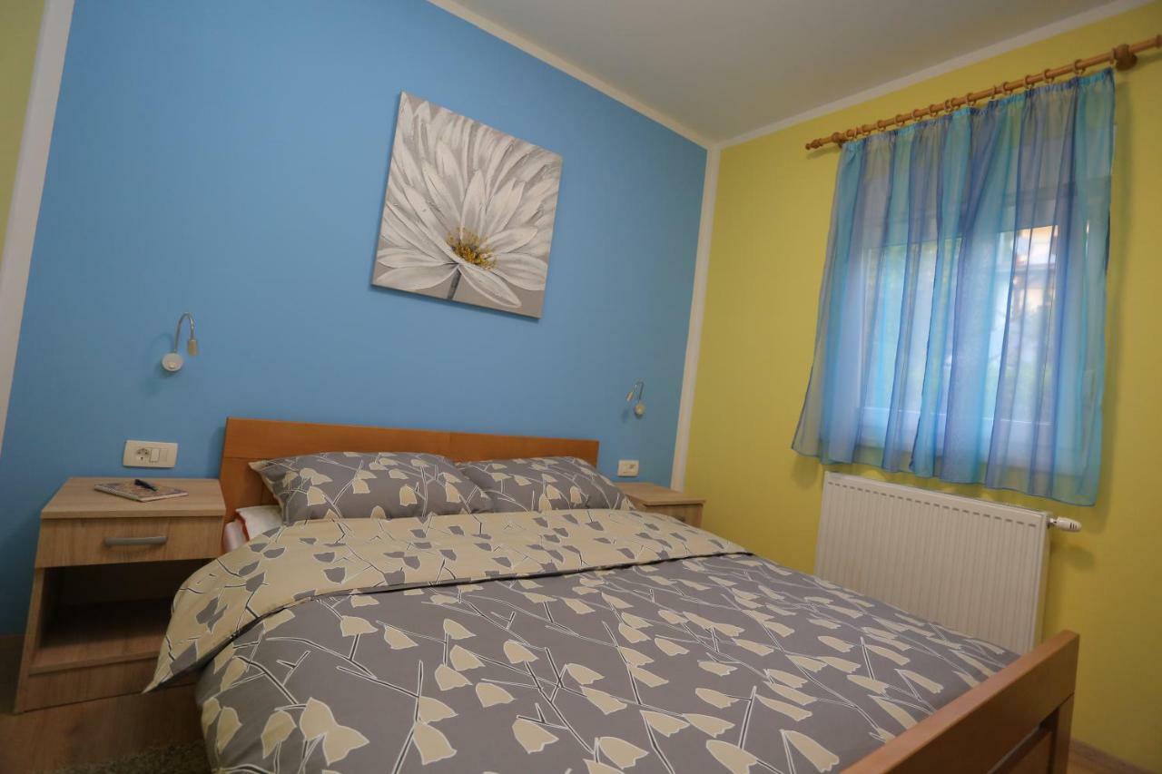 Apartmani Ksenija Krapinske Toplice Exterior photo