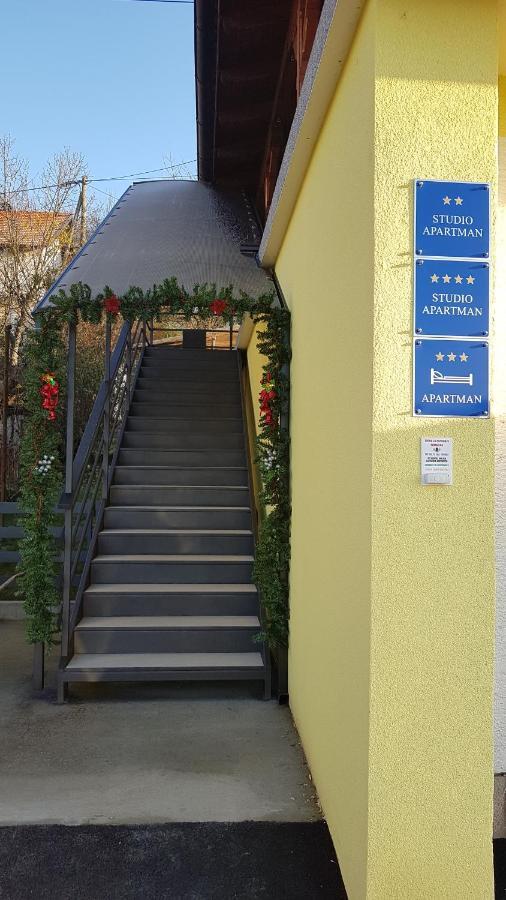 Apartmani Ksenija Krapinske Toplice Exterior photo