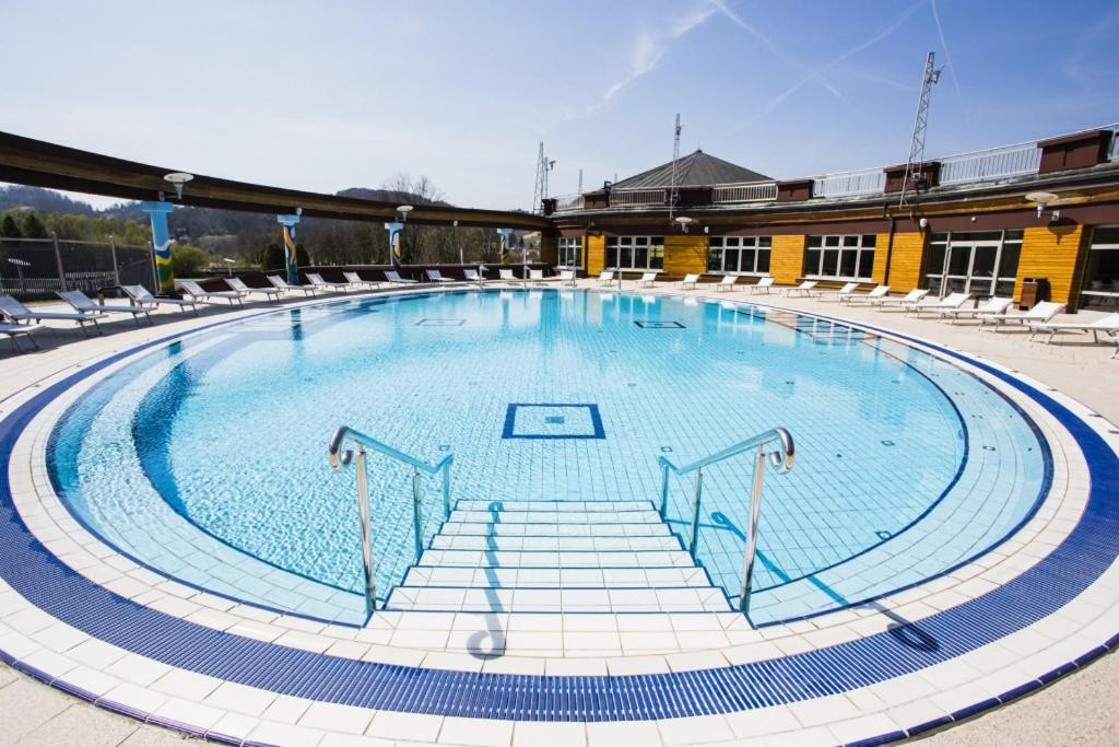 Apartmani Ksenija Krapinske Toplice Exterior photo